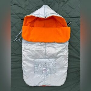 Zara 7a.m. Enfant Baby Shield Extendable Baby Bunting Bag in Metallic Ice Blue 🧊